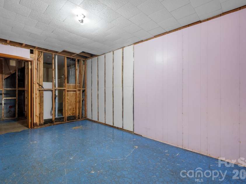 4073 NC 226A Highway, Marion, NC 28752.  MLS# CAR4388176, YatesRealty ID 30247. 