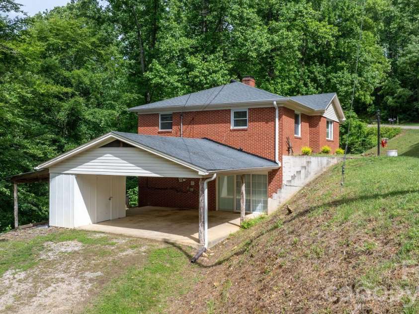 4073 NC 226A Highway, Marion, NC 28752.  MLS# CAR4388176, YatesRealty ID 30247. 