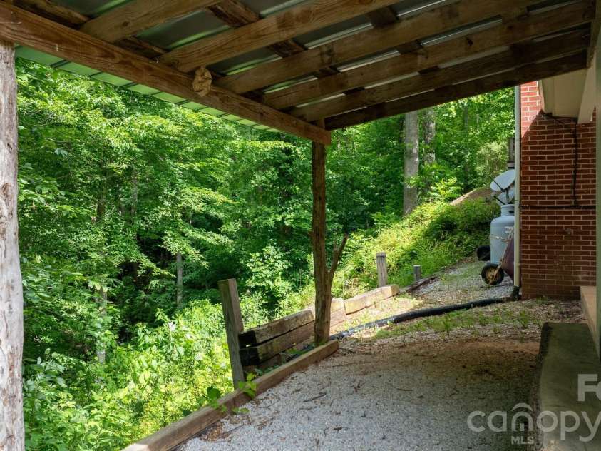 4073 NC 226A Highway, Marion, NC 28752.  MLS# CAR4388176, YatesRealty ID 30247. 