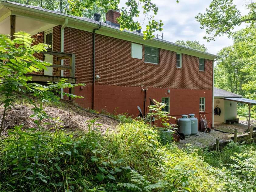 4073 NC 226A Highway, Marion, NC 28752.  MLS# CAR4388176, YatesRealty ID 30247. 