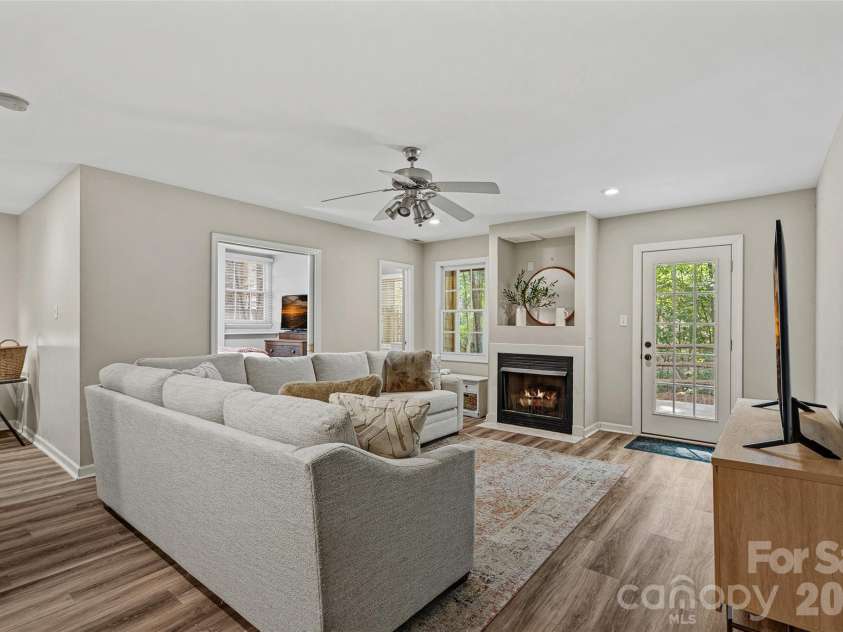 12109 Baywoods Drive, Tega Cay, SC 29708.  MLS# CAR4389480, YatesRealty ID 30248. 