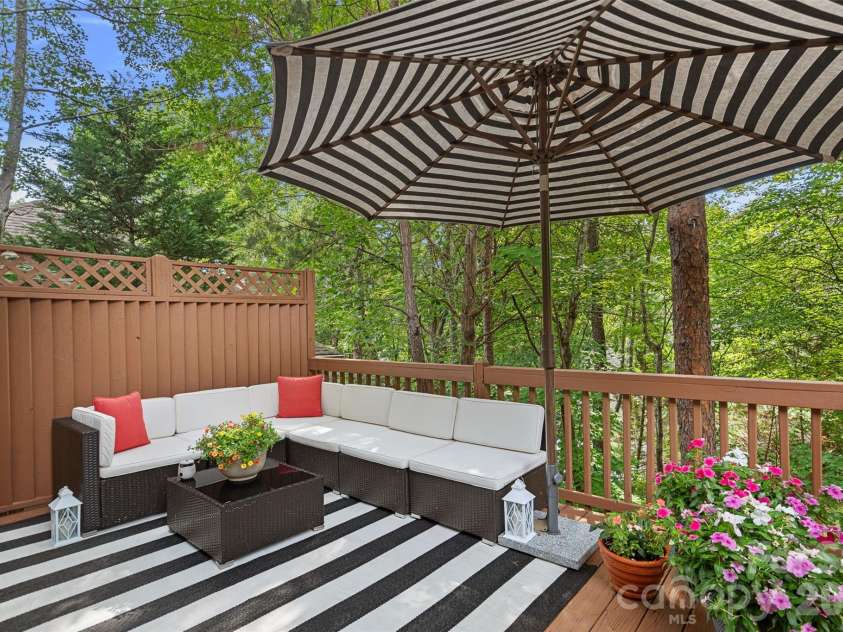12109 Baywoods Drive, Tega Cay, SC 29708.  MLS# CAR4389480, YatesRealty ID 30248. 