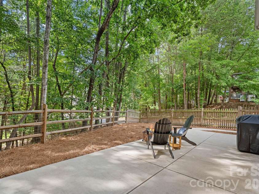 12109 Baywoods Drive, Tega Cay, SC 29708.  MLS# CAR4389480, YatesRealty ID 30248. Large back patio