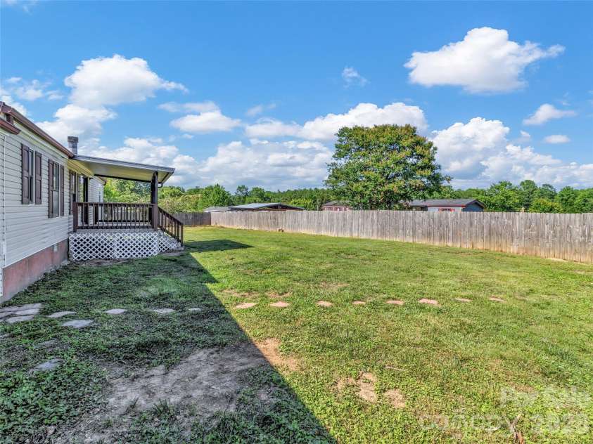 133 Kristey Lane, Hendersonville, NC 28792.  MLS# CAR4389871, YatesRealty ID 30249. 