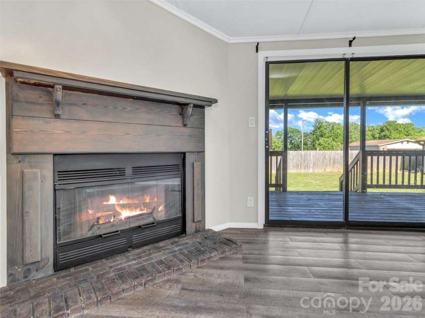 133 Kristey Lane, Hendersonville, NC 28792.  MLS# CAR4389871, YatesRealty ID 30249. 