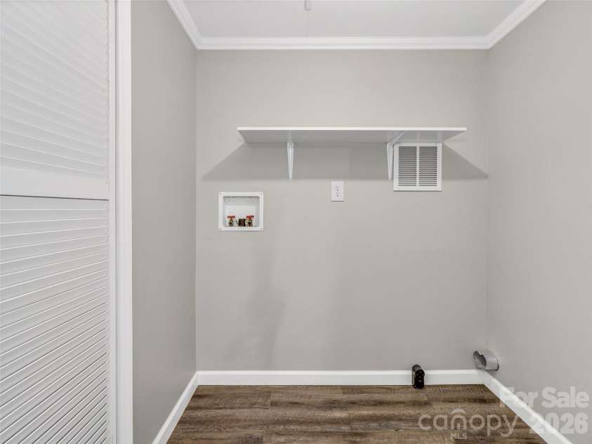 133 Kristey Lane, Hendersonville, NC 28792.  MLS# CAR4389871, YatesRealty ID 30249. 