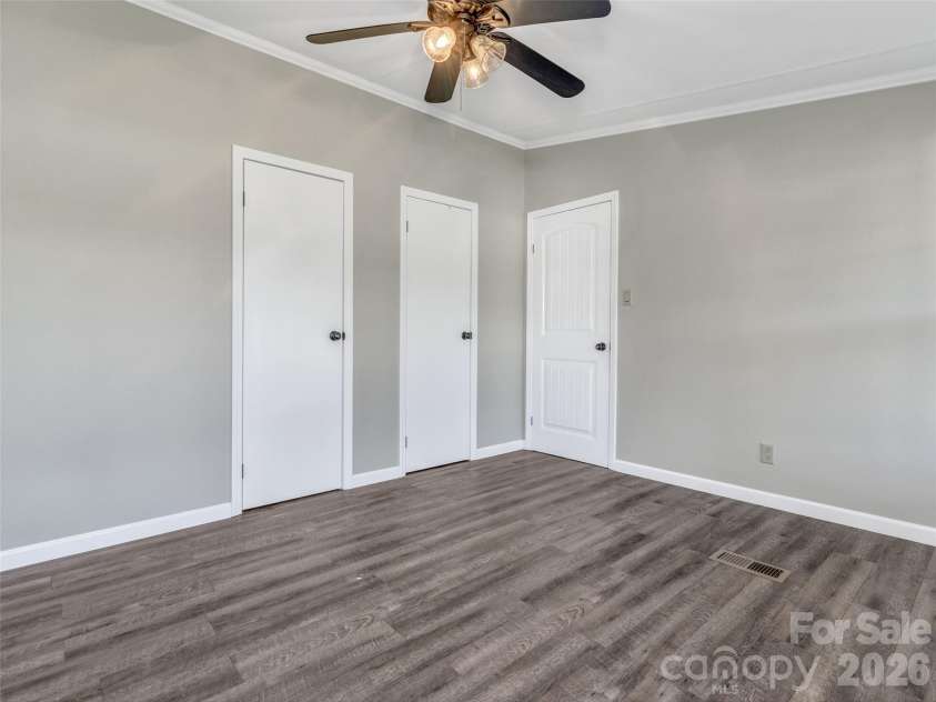 133 Kristey Lane, Hendersonville, NC 28792.  MLS# CAR4389871, YatesRealty ID 30249. 