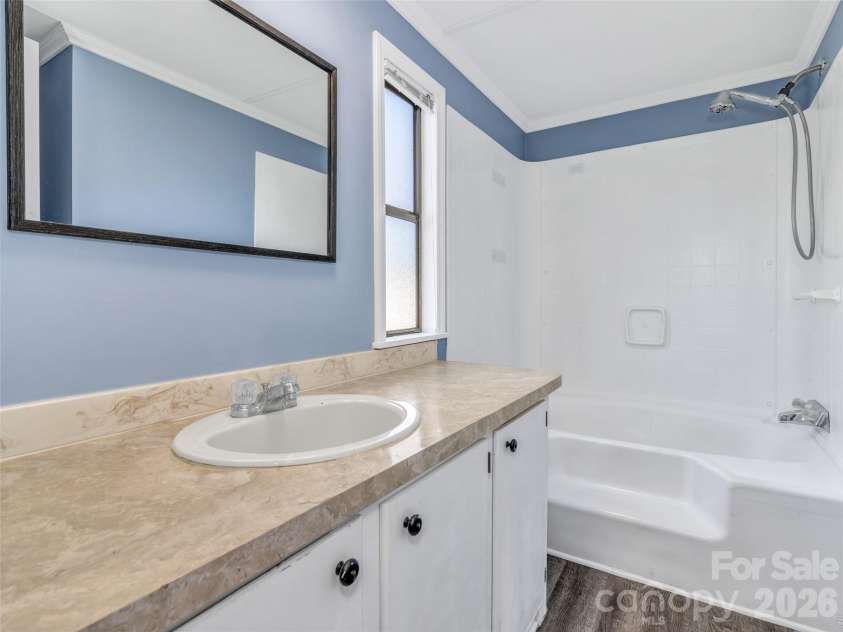 133 Kristey Lane, Hendersonville, NC 28792.  MLS# CAR4389871, YatesRealty ID 30249. 