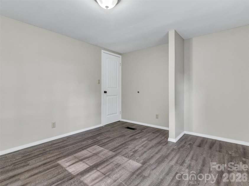 133 Kristey Lane, Hendersonville, NC 28792.  MLS# CAR4389871, YatesRealty ID 30249. 