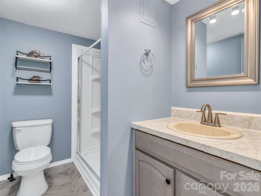 133 Kristey Lane, Hendersonville, NC 28792.  MLS# CAR4389871, YatesRealty ID 30249. 