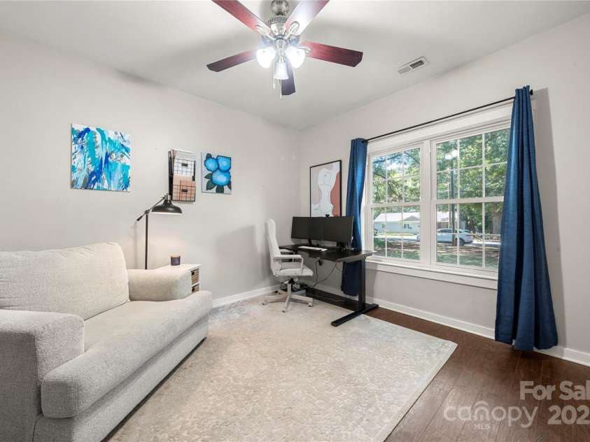 2717 Arnold Drive, Charlotte, NC 28205.  MLS# CAR4279060, YatesRealty ID 30249. 
