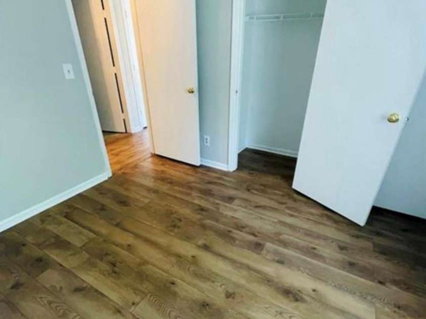 1624 Arlyn Circle, Charlotte, NC 28213.  MLS# CAR4263857, YatesRealty ID 3025. 