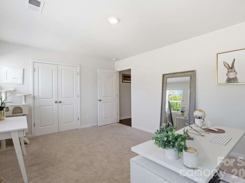 205 Reynard Trail, Greenville, SC 29609.  MLS# CAR4390051, YatesRealty ID 30250. 
