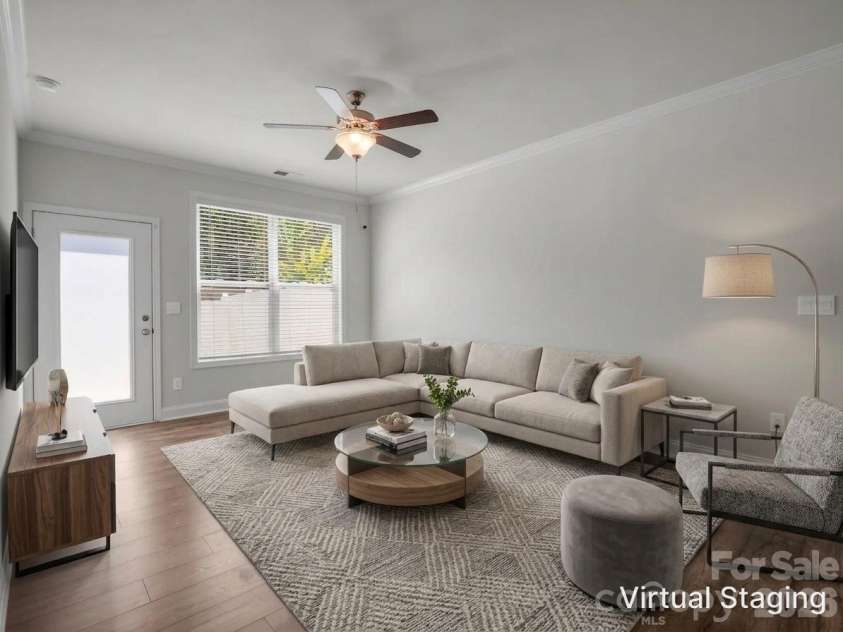 205 Reynard Trail, Greenville, SC 29609.  MLS# CAR4390051, YatesRealty ID 30250. 