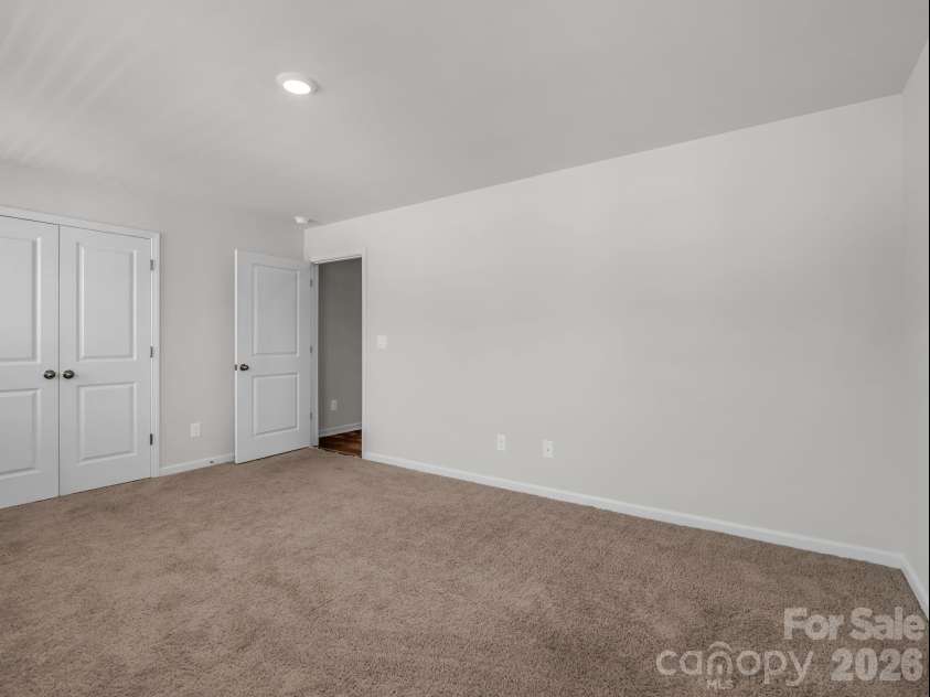 205 Reynard Trail, Greenville, SC 29609.  MLS# CAR4390051, YatesRealty ID 30250. 