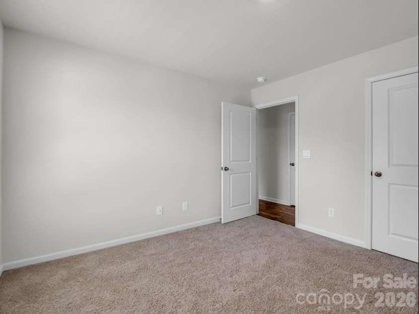 205 Reynard Trail, Greenville, SC 29609.  MLS# CAR4390051, YatesRealty ID 30250. 