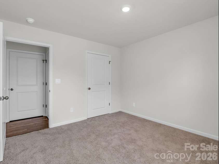 205 Reynard Trail, Greenville, SC 29609.  MLS# CAR4390051, YatesRealty ID 30250. 