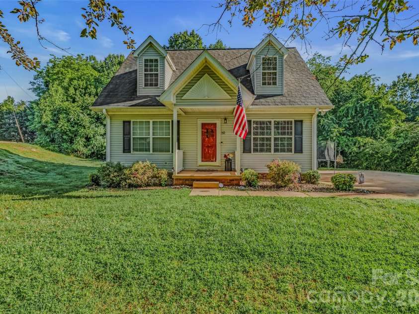 145 Wisconsin Avenue, Elkin, NC 28621.  MLS# CAR4390060, YatesRealty ID 30251. 