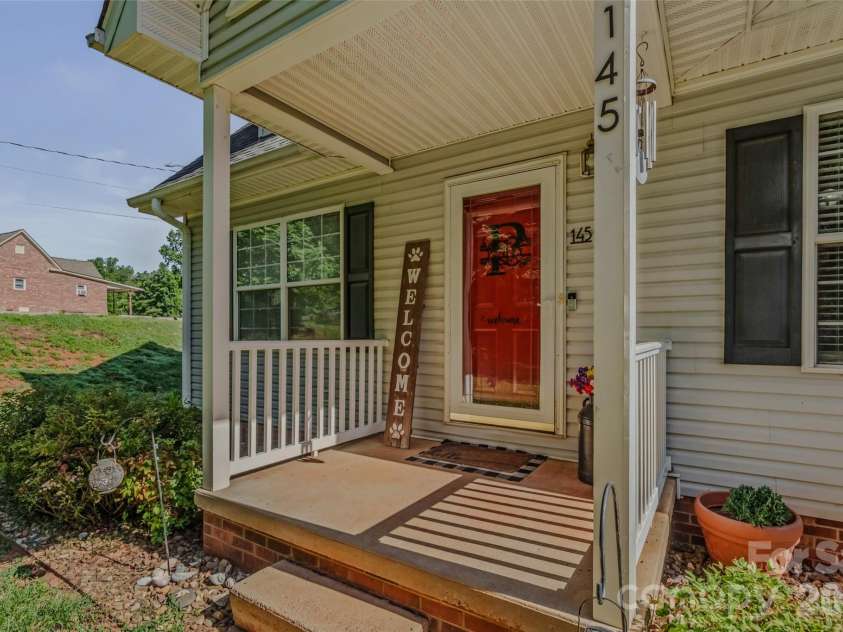 145 Wisconsin Avenue, Elkin, NC 28621.  MLS# CAR4390060, YatesRealty ID 30251. 