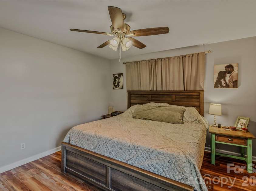 145 Wisconsin Avenue, Elkin, NC 28621.  MLS# CAR4390060, YatesRealty ID 30251. Main level primary