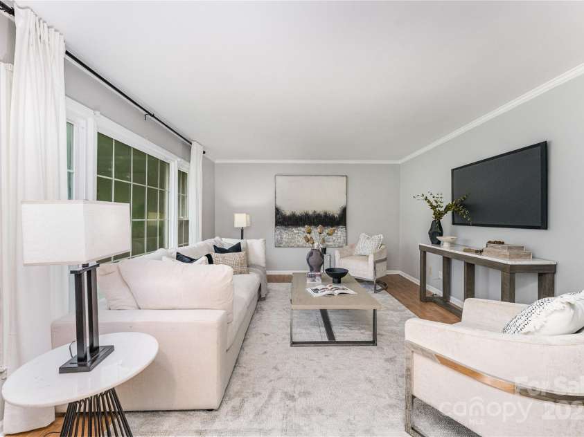 8229 Tifton Road, Charlotte, NC 28226.  MLS# CAR4286657, YatesRealty ID 30252. 