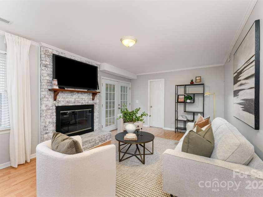 8229 Tifton Road, Charlotte, NC 28226.  MLS# CAR4286657, YatesRealty ID 30252. 