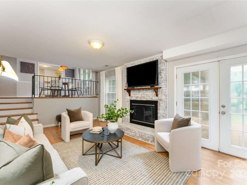 8229 Tifton Road, Charlotte, NC 28226.  MLS# CAR4286657, YatesRealty ID 30252. 