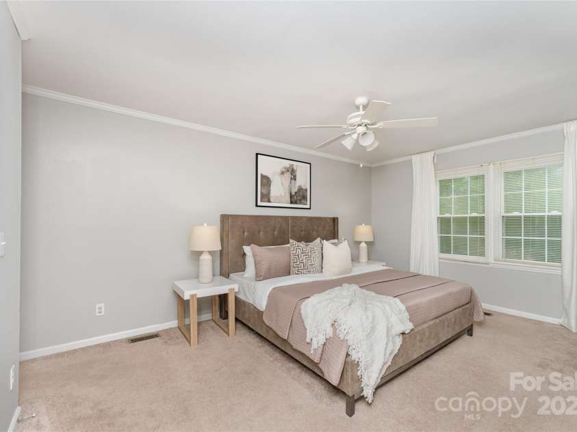 8229 Tifton Road, Charlotte, NC 28226.  MLS# CAR4286657, YatesRealty ID 30252. 