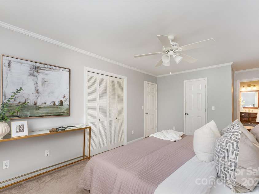 8229 Tifton Road, Charlotte, NC 28226.  MLS# CAR4286657, YatesRealty ID 30252. 