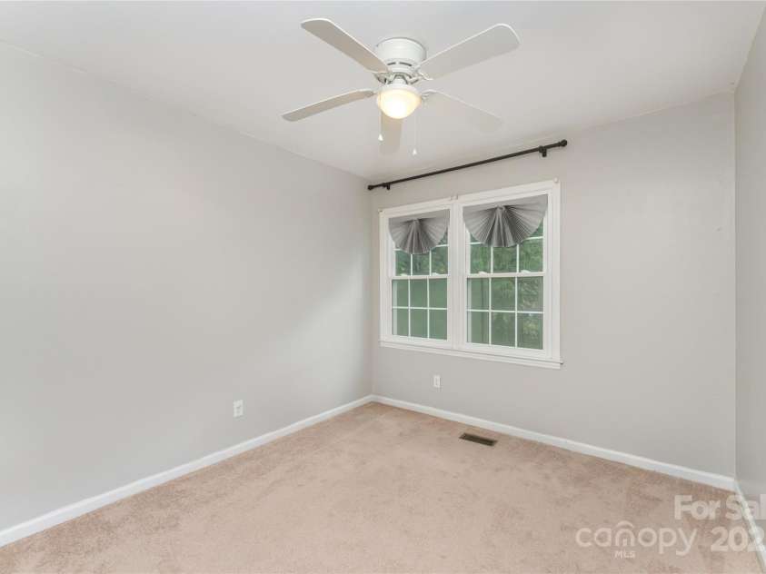 8229 Tifton Road, Charlotte, NC 28226.  MLS# CAR4286657, YatesRealty ID 30252. 