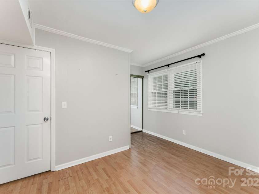 8229 Tifton Road, Charlotte, NC 28226.  MLS# CAR4286657, YatesRealty ID 30252. 