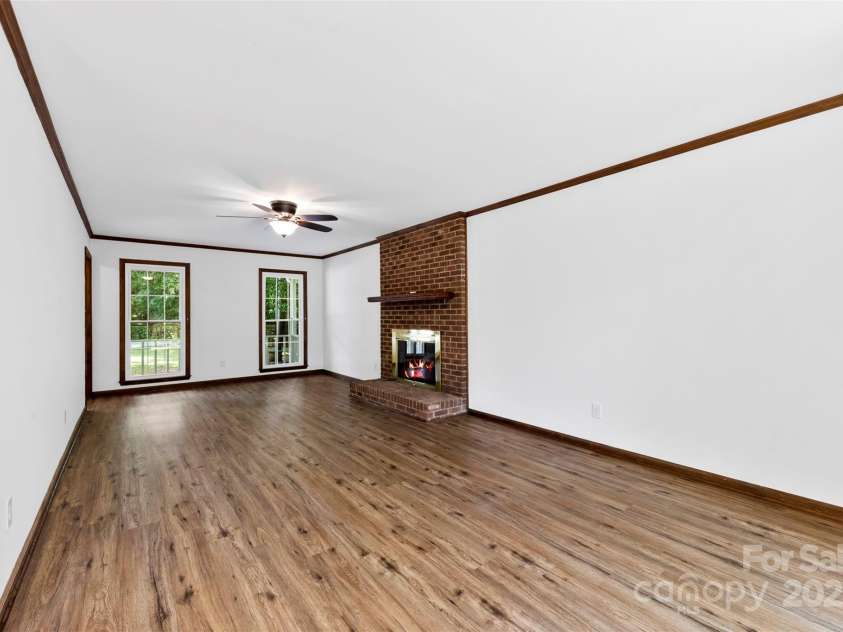 114 Carrigan Drive, Belmont, NC 28012.  MLS# CAR4285534, YatesRealty ID 30254. 