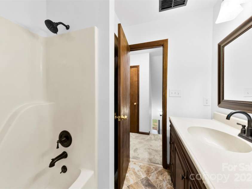 114 Carrigan Drive, Belmont, NC 28012.  MLS# CAR4285534, YatesRealty ID 30254. 