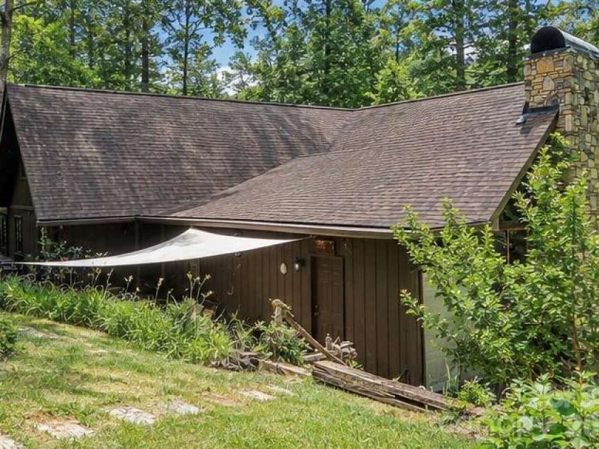 2291 Little River Road, Hendersonville, NC 28739.  MLS# CAR4391543, YatesRealty ID 30255. 