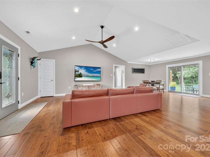 9592 Yarborough Road, Fort Mill, SC 29707.  MLS# CAR4286909, YatesRealty ID 30255. 