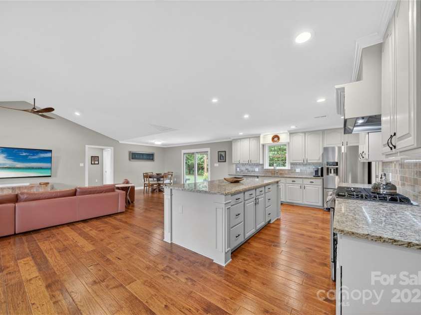 9592 Yarborough Road, Fort Mill, SC 29707.  MLS# CAR4286909, YatesRealty ID 30255. 