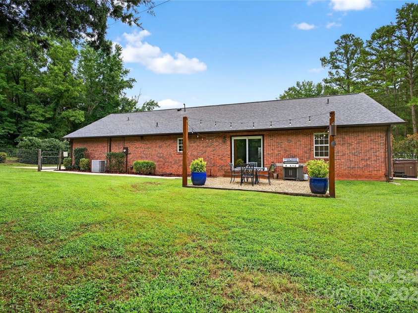 9592 Yarborough Road, Fort Mill, SC 29707.  MLS# CAR4286909, YatesRealty ID 30255. 