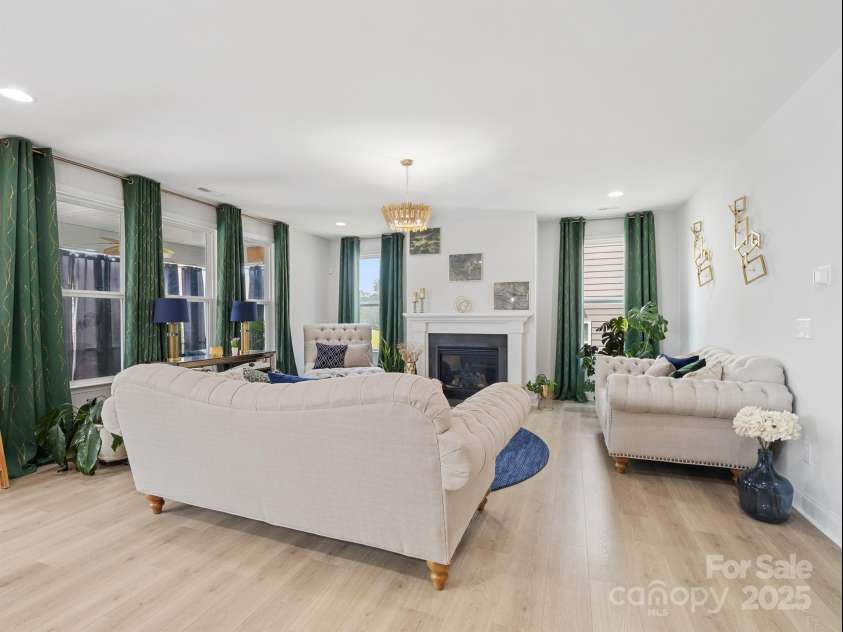 15213 Shallow Ridge Road, Charlotte, NC 28278.  MLS# CAR4281889, YatesRealty ID 30256. 