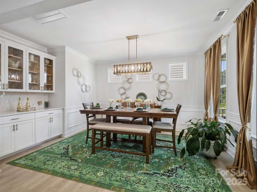 15213 Shallow Ridge Road, Charlotte, NC 28278.  MLS# CAR4281889, YatesRealty ID 30256. 