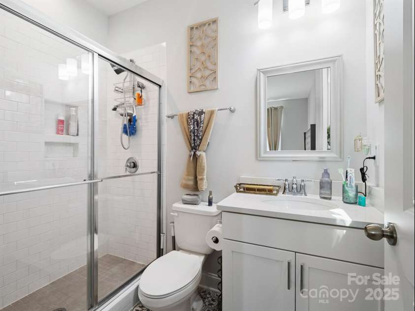 15213 Shallow Ridge Road, Charlotte, NC 28278.  MLS# CAR4281889, YatesRealty ID 30256. 