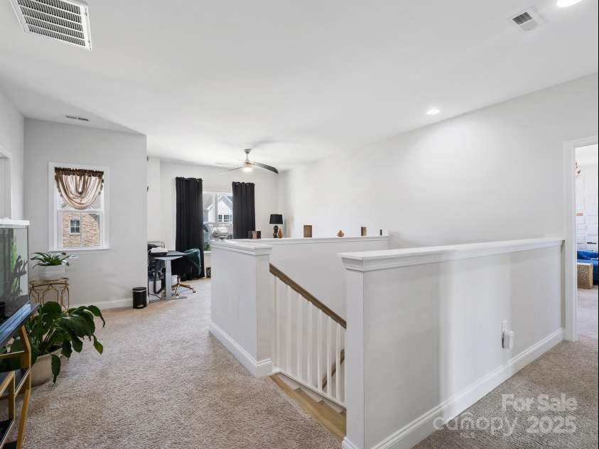 15213 Shallow Ridge Road, Charlotte, NC 28278.  MLS# CAR4281889, YatesRealty ID 30256. 