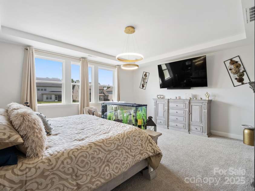 15213 Shallow Ridge Road, Charlotte, NC 28278.  MLS# CAR4281889, YatesRealty ID 30256. 