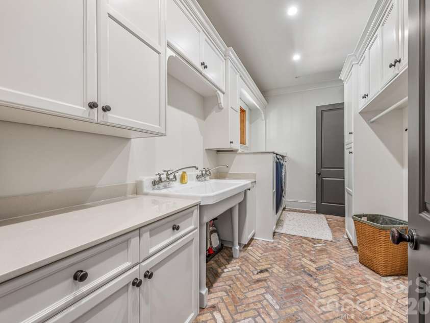 8728 Arbor Commons Lane, Concord, NC 28027.  MLS# CAR4391239, YatesRealty ID 30258. 