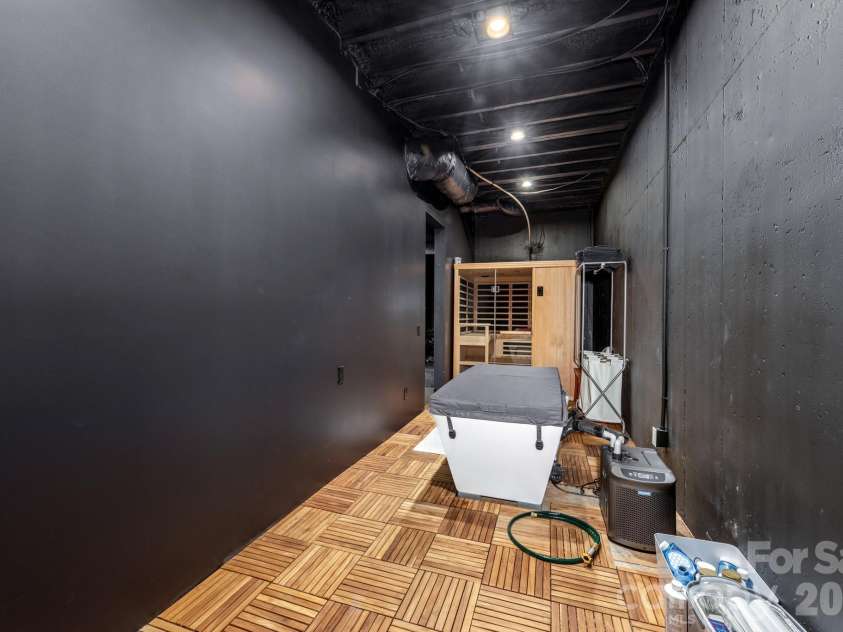 8728 Arbor Commons Lane, Concord, NC 28027.  MLS# CAR4391239, YatesRealty ID 30258. 