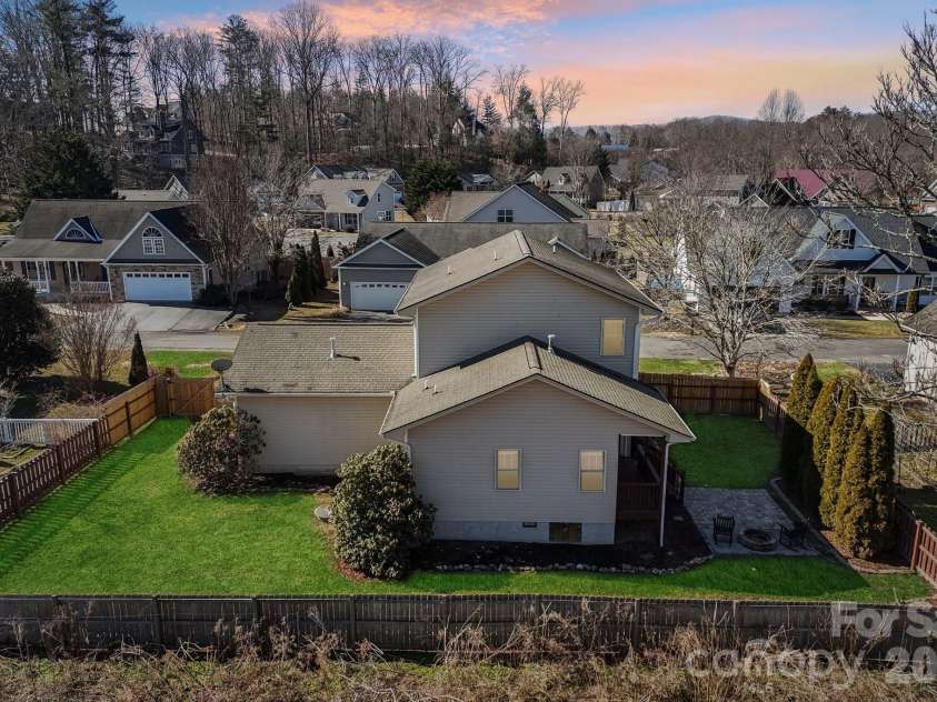 174 Springfield Meadow Drive, Etowah, NC 28729.  MLS# CAR4341814, YatesRealty ID 3026. 