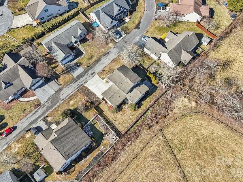 174 Springfield Meadow Drive, Etowah, NC 28729.  MLS# CAR4341814, YatesRealty ID 3026. 