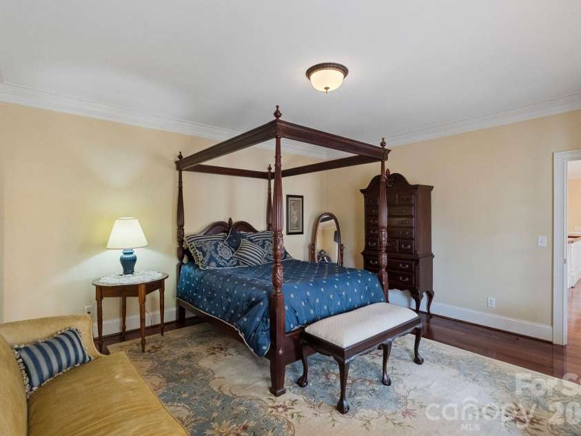 393 Youngs Bend Road, Kershaw, SC 29067.  MLS# CAR4317045, YatesRealty ID 3026. 3rd Ensuite/4th ensuite not photographed