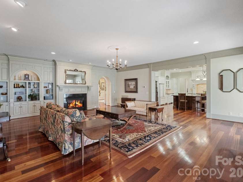 393 Youngs Bend Road, Kershaw, SC 29067.  MLS# CAR4317045, YatesRealty ID 3026. 