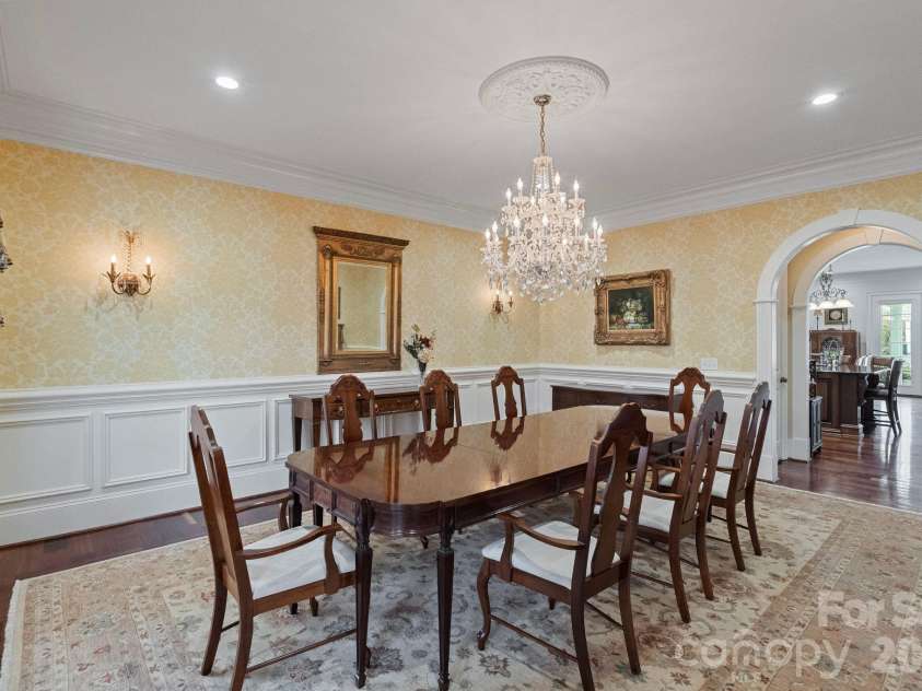 393 Youngs Bend Road, Kershaw, SC 29067.  MLS# CAR4317045, YatesRealty ID 3026. Large dining room with custom wallpaper