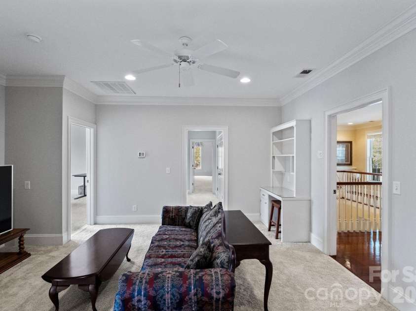 393 Youngs Bend Road, Kershaw, SC 29067.  MLS# CAR4317045, YatesRealty ID 3026. Upstairs loft